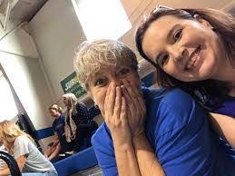 Robin Stockton's Instagram, Twitter & Facebook