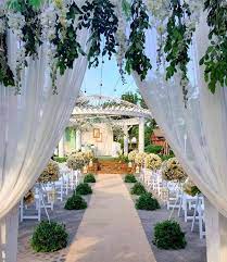 15 Garden Wedding Venues That Will Make Your Heart Skip A Beat Garden Wedding Venue Garden Wedding Wedding Venues