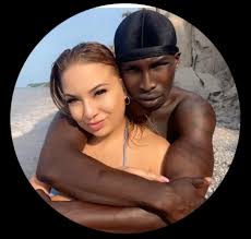 Check out kristinaandsam (@kristinaandsam) on Linkme