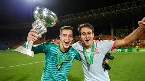 ·jugador del manchester city⚽️ ·no hay sueños imposibles, para quien no teme perseguirlos. Das Team Des Turniers Der U19 Euro Uefa U19 Em Uefa Com