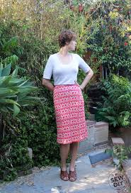 Kindly sponsored by quince & co, my longaberger home business and peddler's way. Diy Red Ikat Knit Skirt Sew Diy