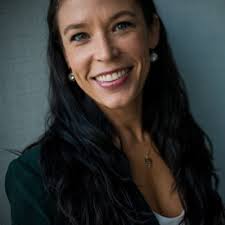 Danielle Maroney's Instagram, Twitter & Facebook