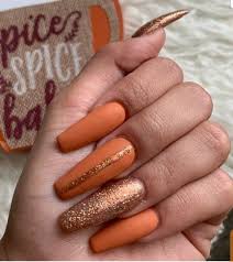 You can create the candy corn effect on your nails by painting three thick stripes of white, orange and yellow on your nails. Best Fall Nail Designs Diy Cuteness