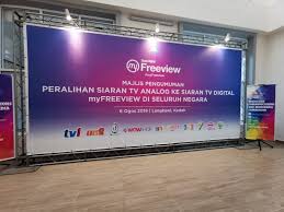 Jadwal acara siaran trans tv menyajikan skedul yang juga dilengkapi live streaming tv bagi yang ingin nonton siaran tv nasional secara online. Kerajaan Mengumumkan Peralihan Siaran Tv Analog Ke Siaran Tv Digital Secara Berperingkat Amanz