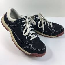 Beautifully made shoes to cover all kinds of feet. Simple Shoes Simple Brand Black Suede Canvas Lace Up Sneaker Poshmark