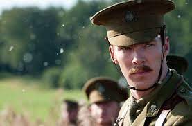 Avec jeremy irvine, emily watson, david thewlis, peter mullan, niels arestrup, tom hiddleston, benedict cumberbatch, toby kebbell, celine buckens, rainer bock, patrick kennedy, geoff bell, leonard. Photo De Benedict Cumberbatch Cheval De Guerre Photo Benedict Cumberbatch Allocine