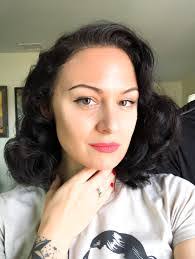 Madeline Kinney's Instagram, Twitter & Facebook