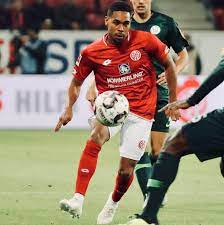Phillipp mwene, 27, aus österreich ⬢ position: Phillipp Mwene Home Facebook