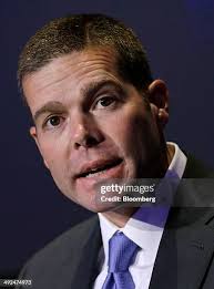 16 Peter Rainey Photos & High Res Pictures