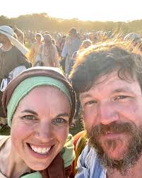 Rebekah and Cody embraced their rainy wedding day like pros. It was a  gorgeous day and their portraits are stunning!! #sabrinaweddingselfie  #sabrinaweddings