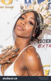 Juanita Weber's Instagram, Twitter & Facebook