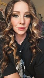 Find Best Extensions Salons Near Me In Gresham, NE