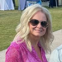 Which floor to choose for dinner at Hampton Social?