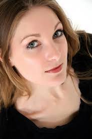 Polly Mclaughlin's Instagram, Twitter & Facebook