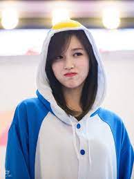 Eu tenho diversos tipos quando conheci o twice, a que me chamou a atenção foi a dahyun e considerei logo minha utt. Minari Fansign Belleza Asiatica Pinguinos Mujercitas