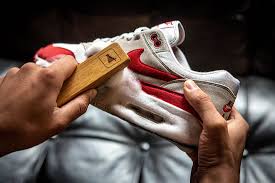 Sneaker Lab Bring Science To Sneaker Cleaning Sneaker Freaker Shoe Sole Repair Sneakers Cleaning Sneakers
