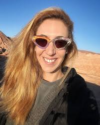 I love @chantalgoldfinger in @fellowearthlings BAMBI 10mm pearlescent  recycled acetate