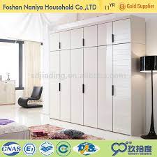 So the colour scheme of your bed, flooring and almirah need to be in the same plane. Steel Almirah Designs Modern Bedroom Furniture Wardrobes With Dressing Table Buy Steel Almirah Designs Modern Bedroom Furniture Wardrobes With Dressing Table Product On Alibaba Com