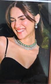 Kriti Mint Kundan Choker Set