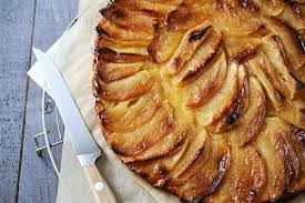 Tarte Fine Aux Pommes Amuses Bouche En 2020 Tarte Fine Aux Pommes Tarte Fine Recette Tarte Aux Pommes