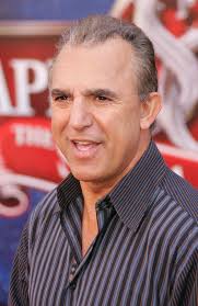 Cheers and The Santa Clause 2 star Jay Thomas dies at age 69
