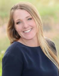 Catherine Daugherty's Instagram, Twitter & Facebook