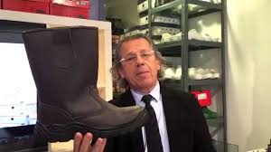 Bottes femme, cuissardes, plates ou à talon, en cuir ou en velours, la botte est la star de l'hiver et se porte aussi bien avec une jupe qu'avec un pantalon. Botte De Securite Cuir Fourree Pas Cher Homme Lisashoes