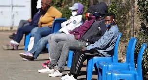 There are now more than over 870,000 confirmed cases of coronavirus across the continent, with a number of african countries imposing a range of prevention and containment measures. Africa Atinge Marca De 3 Milhoes De Casos De Covid 19 Noticias R7 Internacional