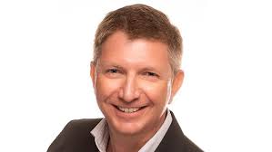 Bruce Meadows's Instagram, Twitter & Facebook