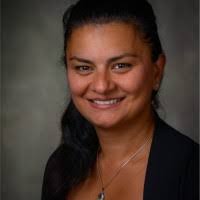 3300+ perfiles de «Kelm»