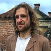 400+ "Rokas" profiles