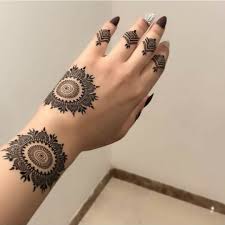 Pin By Silka On Henna Art Henna Tattoo Designs Finger Henna Designs New Mehndi Designs