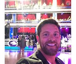 Photo : Noah Galloway et deux de ses enfants à Disney