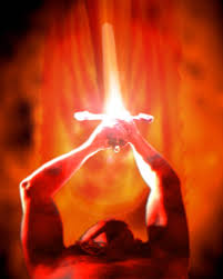 The Angel Of The Lord Stood By The Threshing Floor Of Ornan The Jebusite Then David Lifted His Eyes And Saw The Archangels Christian Images Archangel Michael