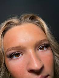 I'm looking for a good place to go get facials this Saturday with my mom  before my birthday 🎉