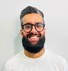 Jas Johal's Instagram, Twitter & Facebook