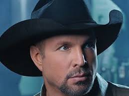 Garth Brooks' 5 unprecedented Lubbock shows nearing 70K seats