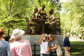 Shakespeare tells gnomeo that his story is very similar to romeo and juliet and that it is likely gnomeo's will have a sad ending as well. Ny S Central Park Inaugurates Statue Of Real Women A First Art Culture The Jakarta Post