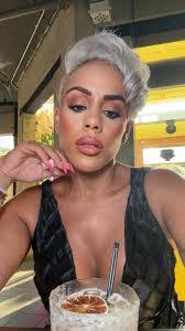 Katherine Viera's Instagram, Twitter & Facebook