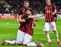 In cima alla lista dei desideri dell'udinese c'è patrick come detto il sostituto dovrebbe essere cutrone, ma visto che il mercato è sempre ricco di sorprese. Milan Da Conti A Cutrone Le Risorse Per Il Rush Finale