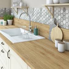 Plan De Travail Stratifie Effet Chene Naturel Mat L 315 X P 65 Cm L 65 Cm Ep 16 Credence Cuisine Credence Cuisine Blanche Plan Cuisine