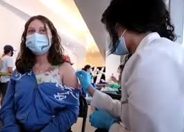 Vaccinul pfizer/biontech este primul vaccin anti covid care a fost aprobat pe deplin de fda, spre deosebire de autorizarea de urgență acordată până acum celorlalte vaccinuri dezvoltate împotriva coronavirusului, scrie hotnews.ro. Vaccinarea Copiilor In Austria De La Varsta De 14 Ani AceÈ™tia Pot Refuza Sau Accepta Singuri Imunizarea Impotriva Coronavirusului Ziarul Romanesc Austria