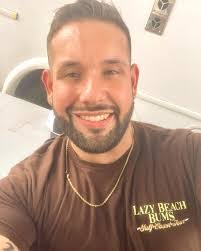 Jeremiah Mendoza's Instagram, Twitter & Facebook