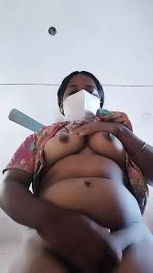 Tamil Girl Vibing for Sexy Songs💦: Close-up Porn