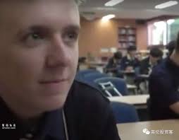 不信邪英国高中生去韩国体验魔鬼式教育被完虐(图)