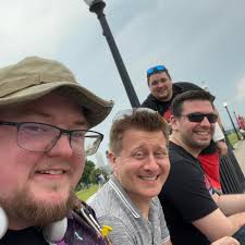 Can someone in the game design industry spare time to talk to a boy working 