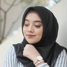 Rekomendasi tempat wisata di jogja lengkap. 8 Trik Gaya Hijab Simple Buat Cewek Berpipi Chubby