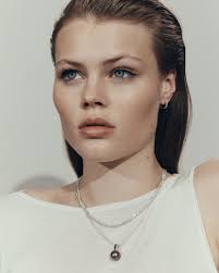 STG SILVER SOUTH TAHITIAN SEA PEARL BEACHBALL PENDANT ON STG SILVER BALL  CHAIN |Jan Logan Fine Jewellery