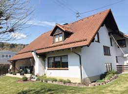 1/11 in einem sehr gepflegten und jüngeren wohngebiet in ruhiger lage wird. Haus Zum Verkauf Kirchstrasse 31 87789 Woringen Unterallgau Kreis Mapio Net