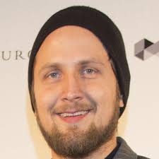 Commissioner Lucas (2003)